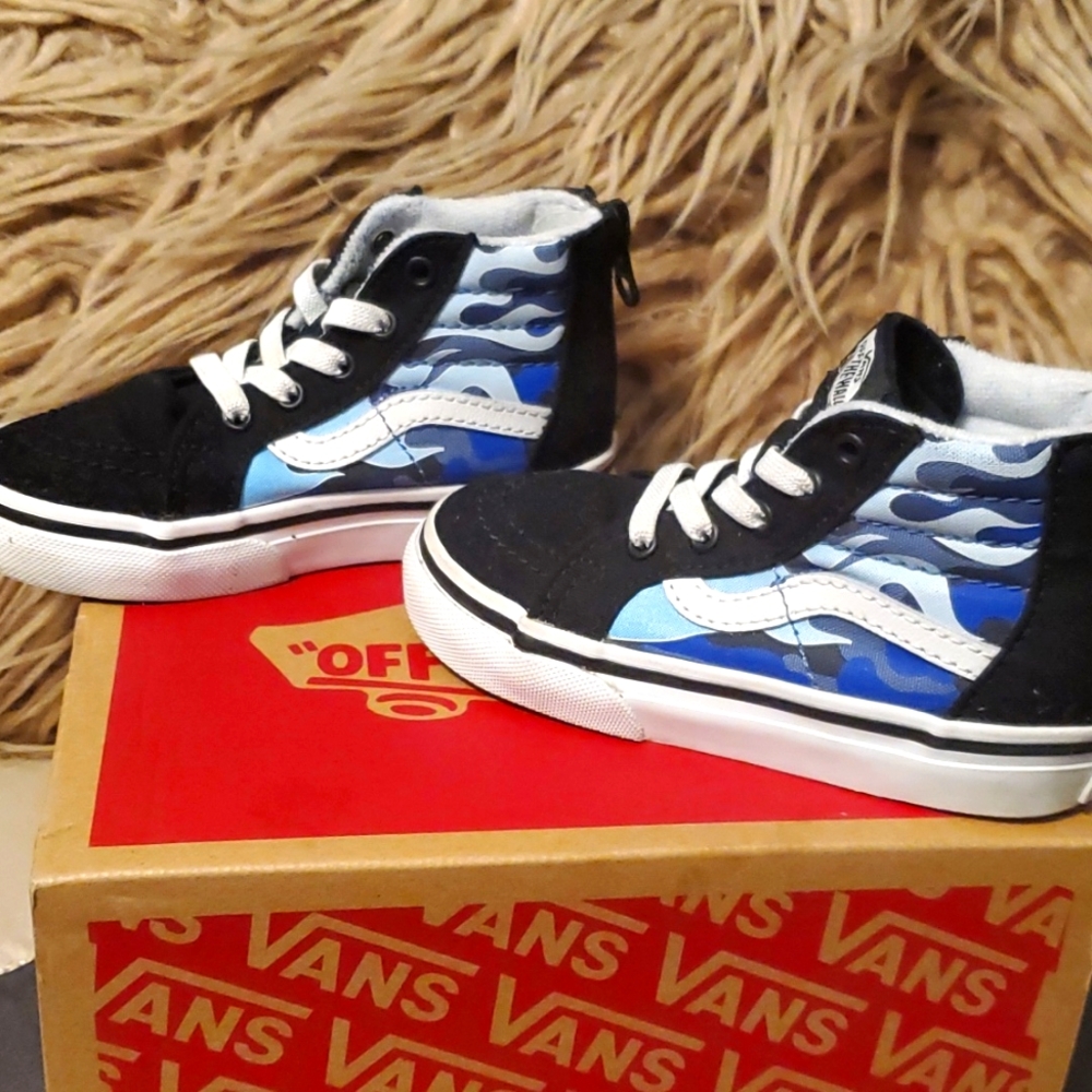 Toddler Sk8-Hi Zip Vans